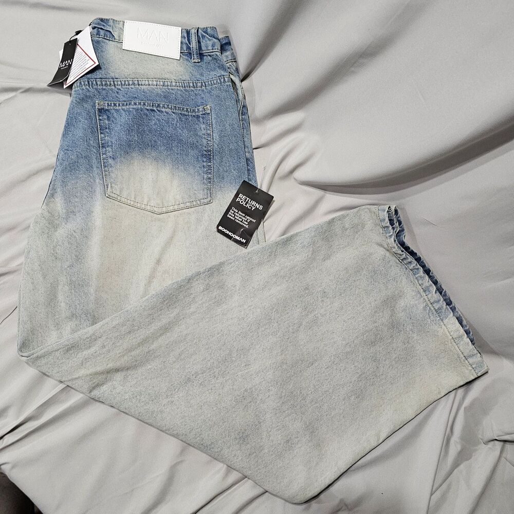 Boohoo Man Baggy Rigid Blue/White Jean 34/30 NWT